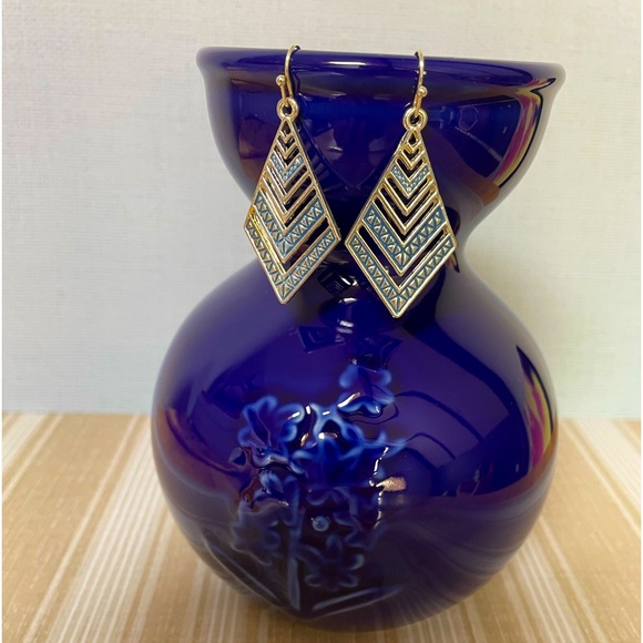 Dangle Earrings (Free Add-On) - Picture 2 of 3